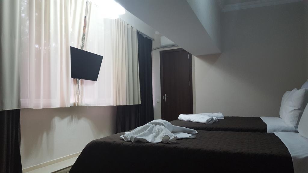 Nino'S Hotel On Tsamebuli Tbilisi Eksteriør bilde