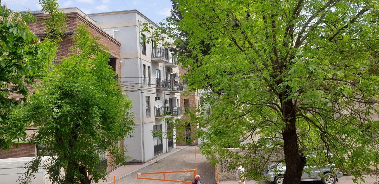 Nino'S Hotel On Tsamebuli Tbilisi Eksteriør bilde
